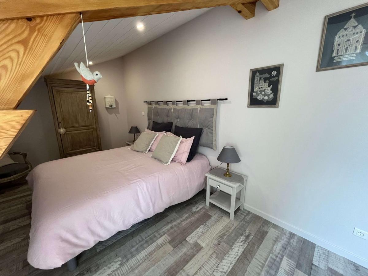 Le Jardin Du Dolaizon: Chambre Rouge Gorge Le Puy-en-Velay Extérieur photo